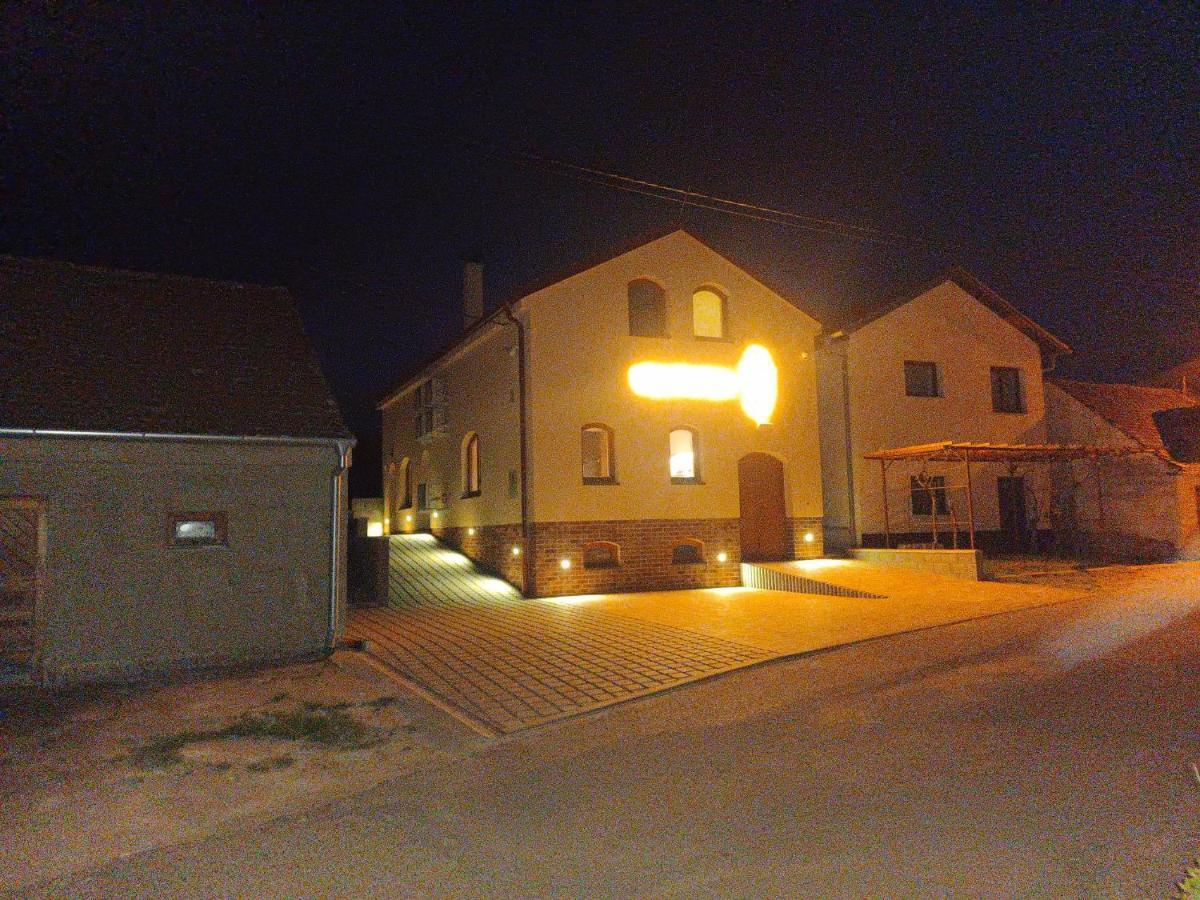 Sklep Vino Strycek Country house *